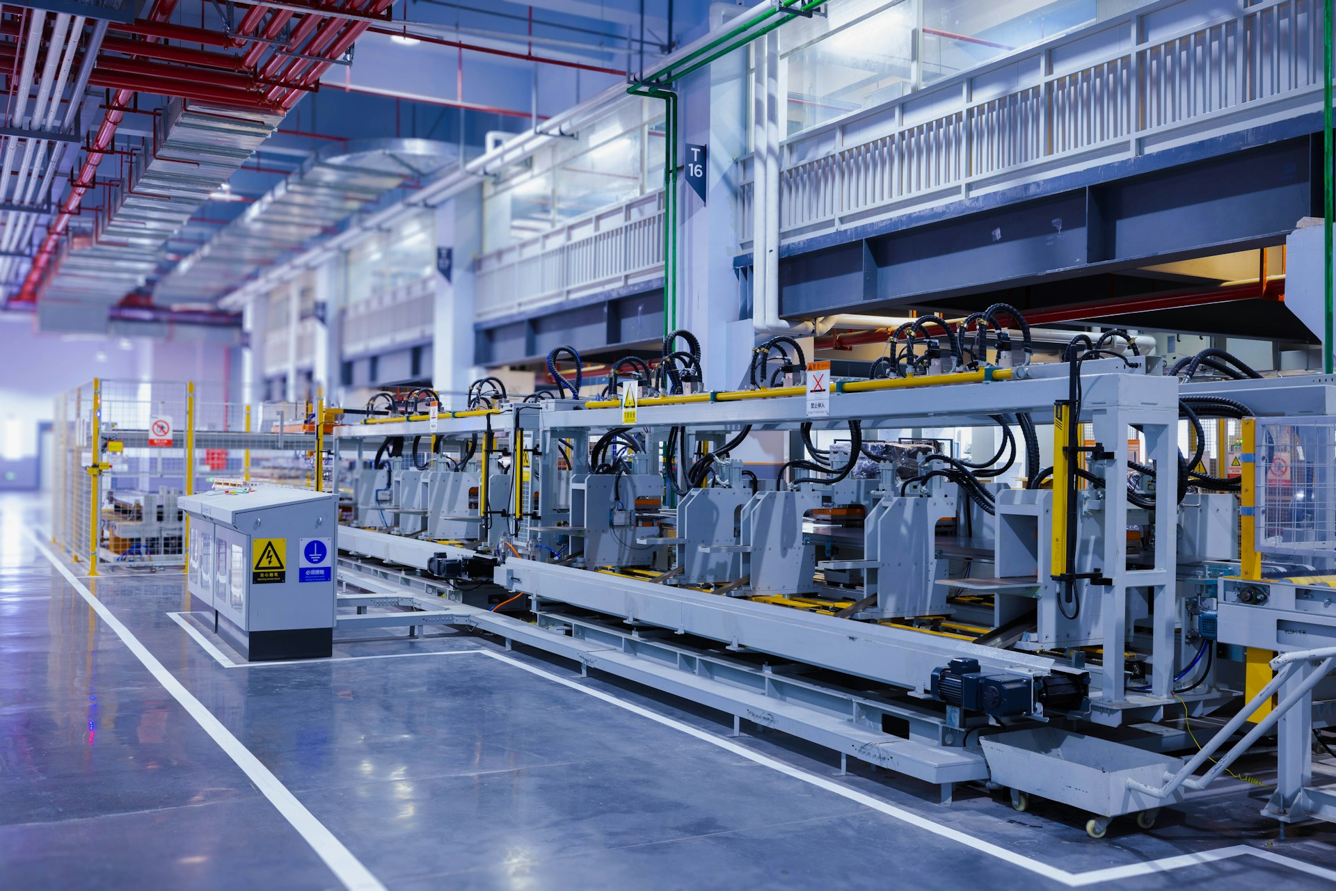 DeYing aluminum extrusion factory